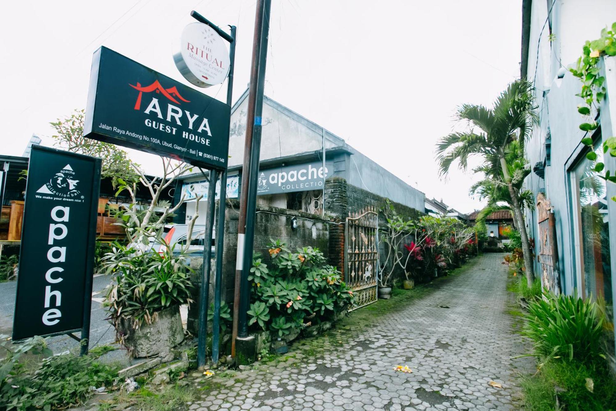 Nobody Inn Bali At Arya Guest House Ubud Exterior foto